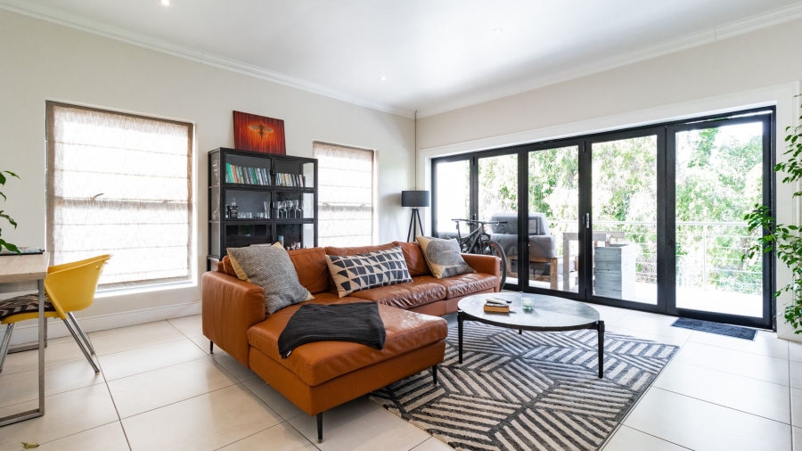 2 Bedroom Property for Sale in Bishopscourt Western Cape
